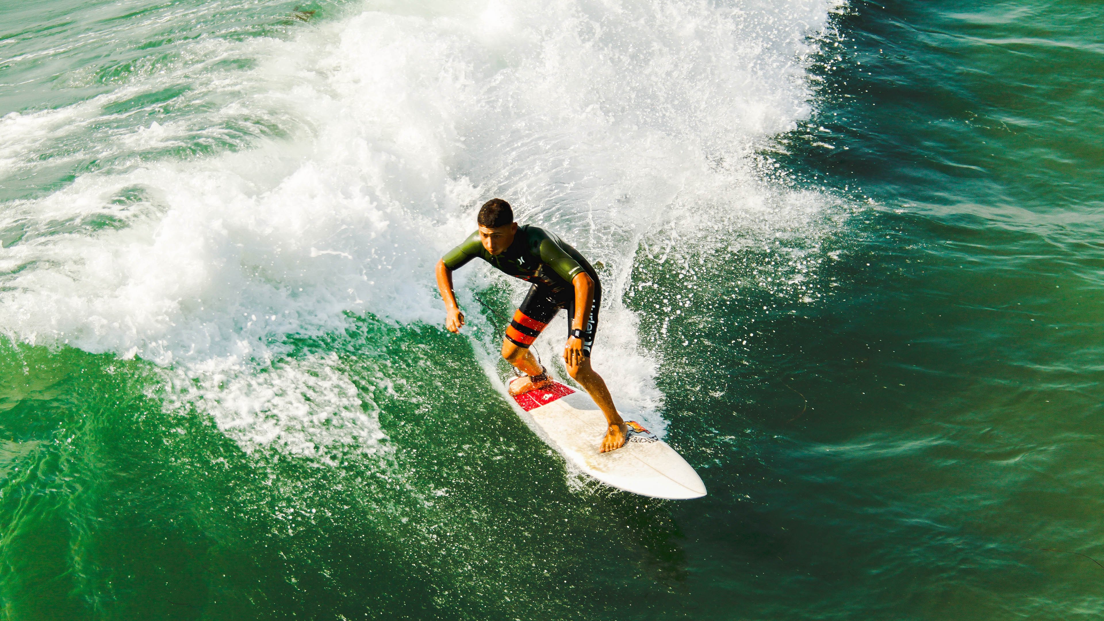 中超联赛最终积分公布，争冠悬念依旧，中超联赛积分排名规则